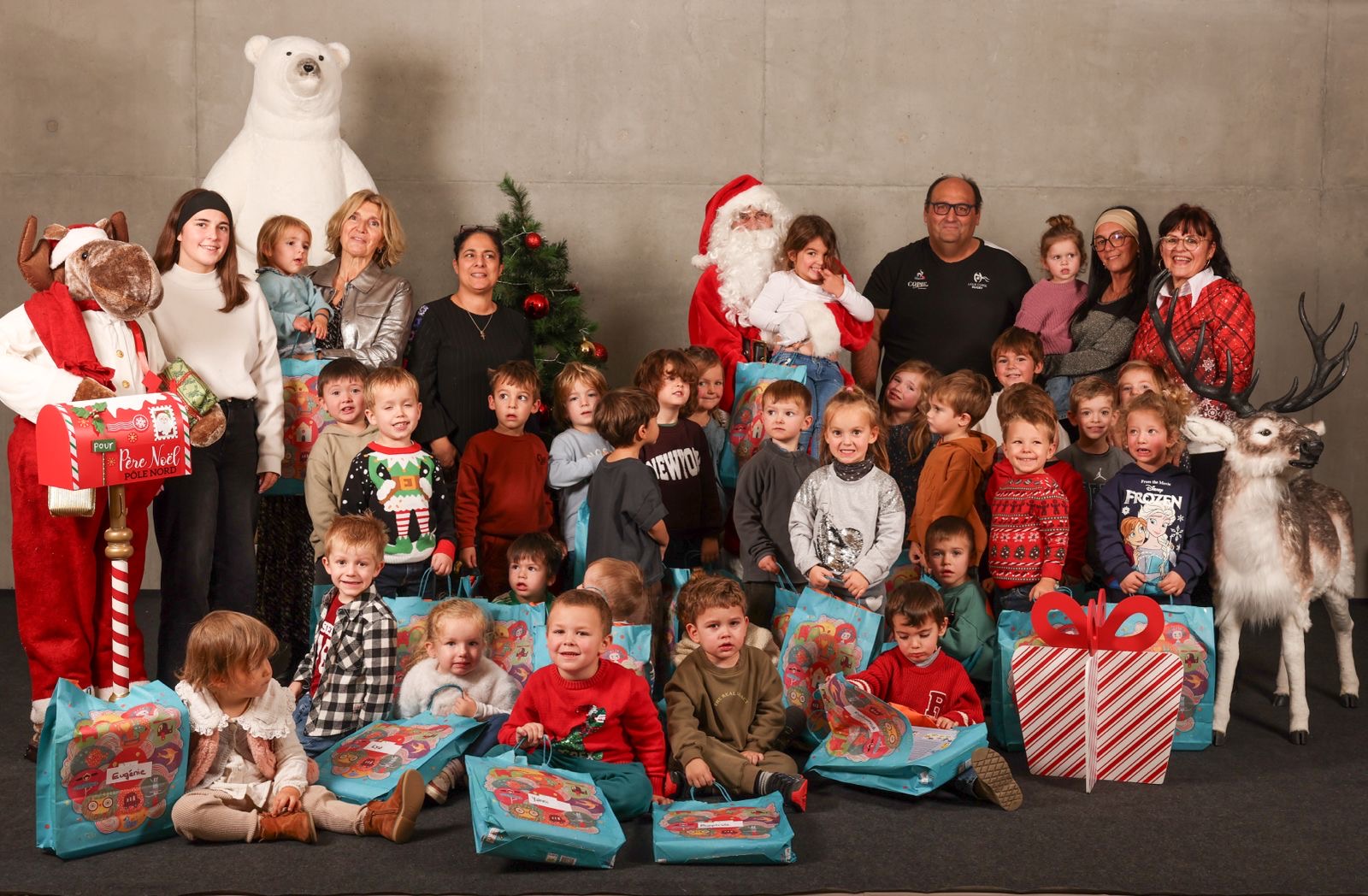 En images : le Noël 2024 des enfants de Lumio